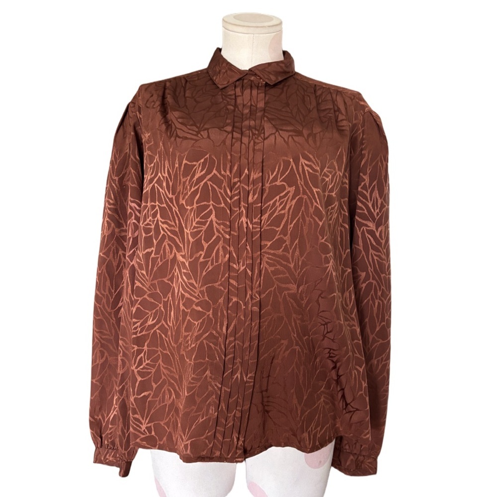 Vintage leaf print Metallic Copper button down blouse. 16 - Picture 2 of 8